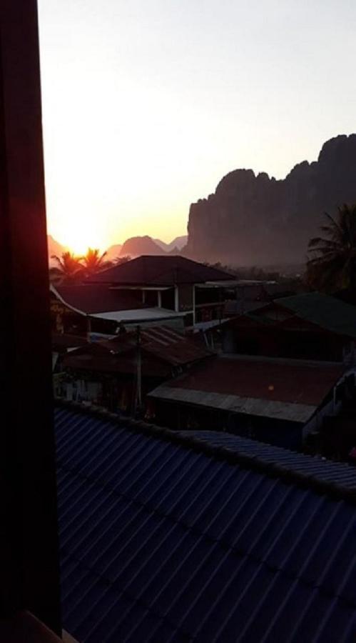 Vang Vieng Camellia Hotel Extérieur photo